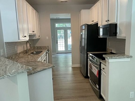 5th image of 9026 Silverbush Dr