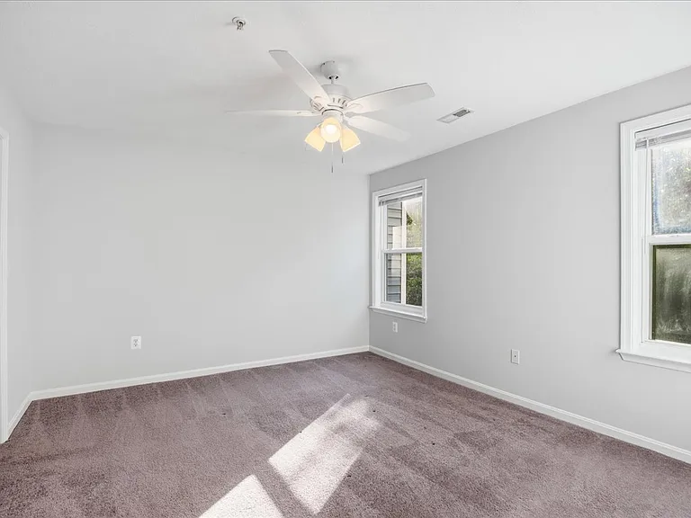 8000 Delores Ct — Photo 12