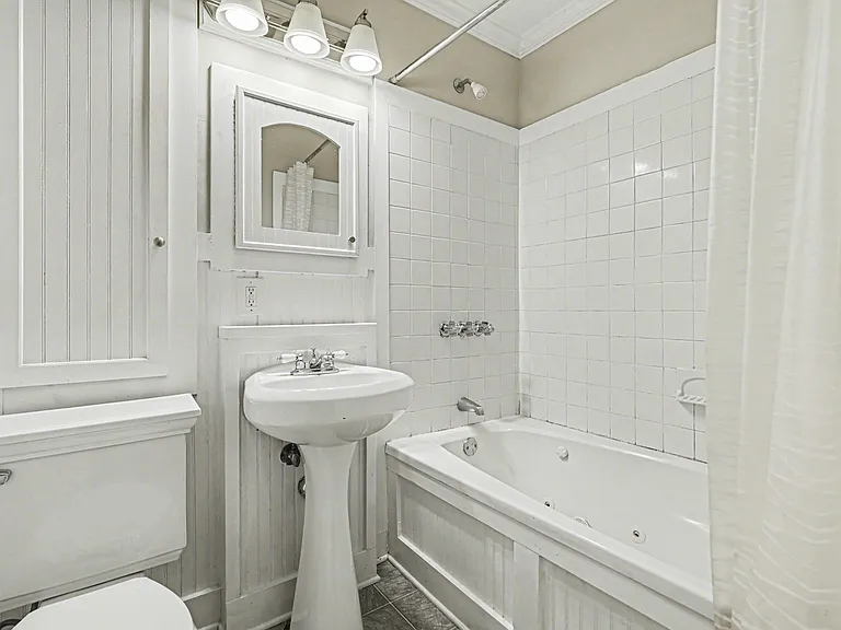 3670 Goodwin Rd — Photo 14