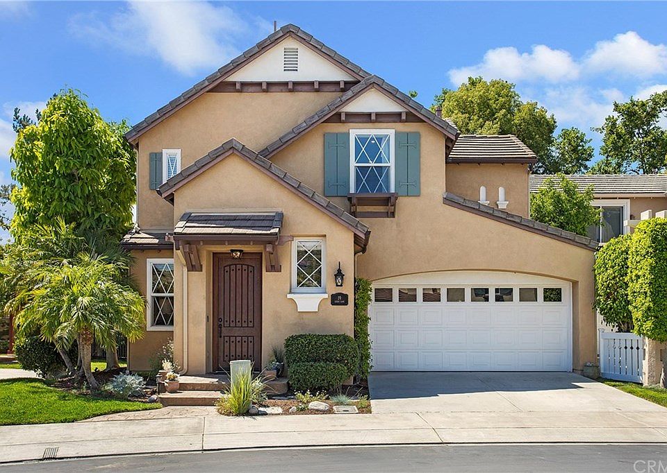 1st image of 19 Leeds Ln