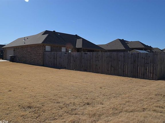 3rd image of 1024 Puritan Dr