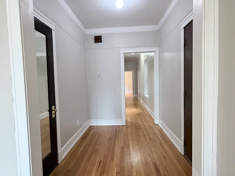 5110 S Woodlawn Ave #3H — Photo 9