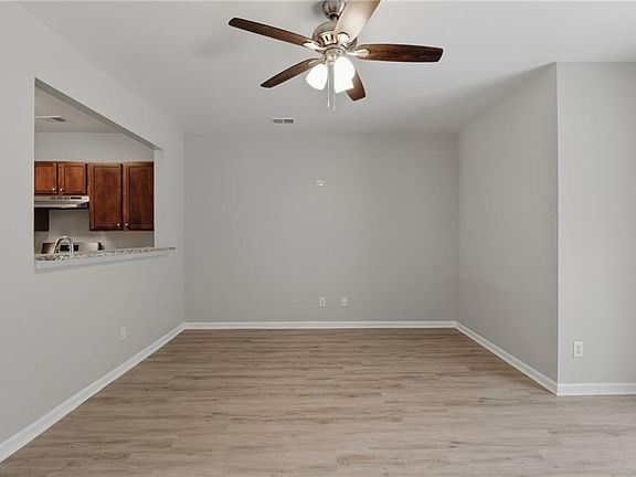 4th image of 585 McWilliams Rd SE Unit 2702