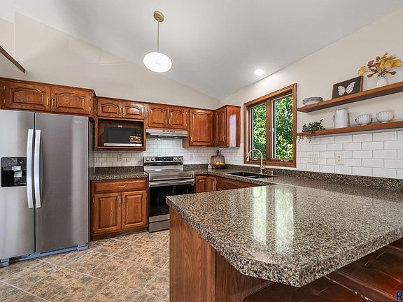 4th image of 3108 S Judy Ave