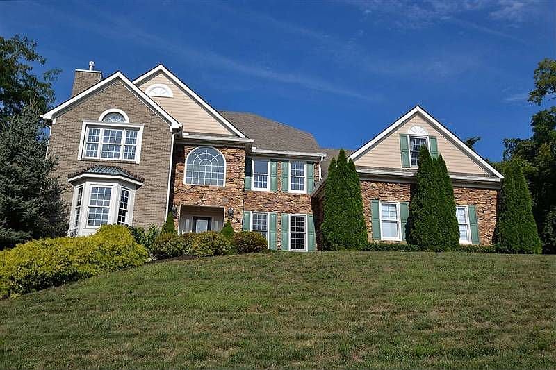 1st image of 8600 Willow Run Ct