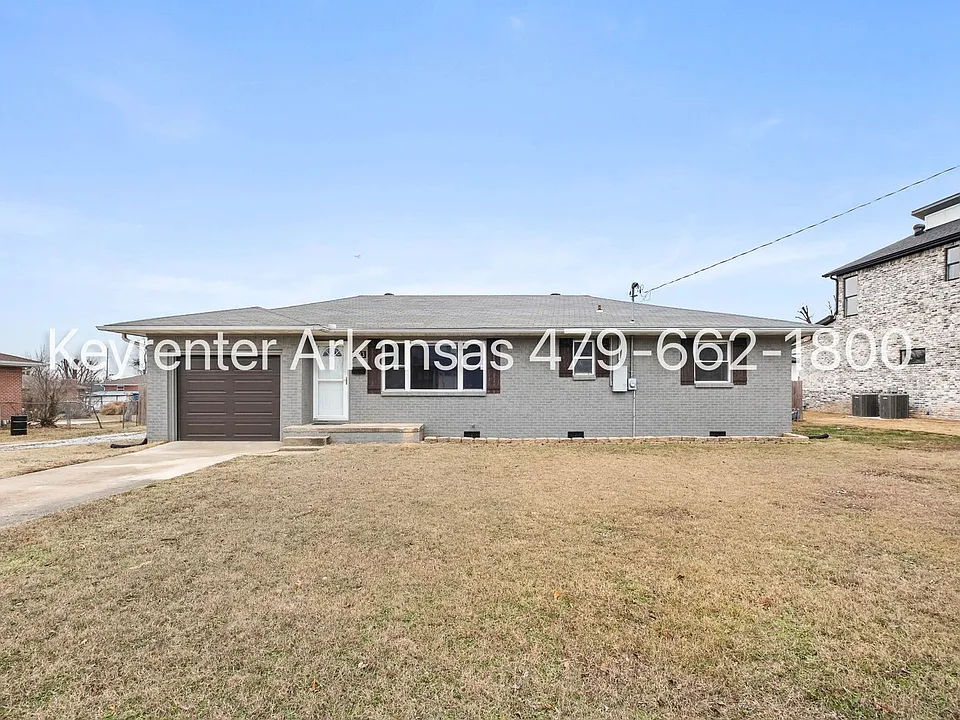 803 NW 10th St
