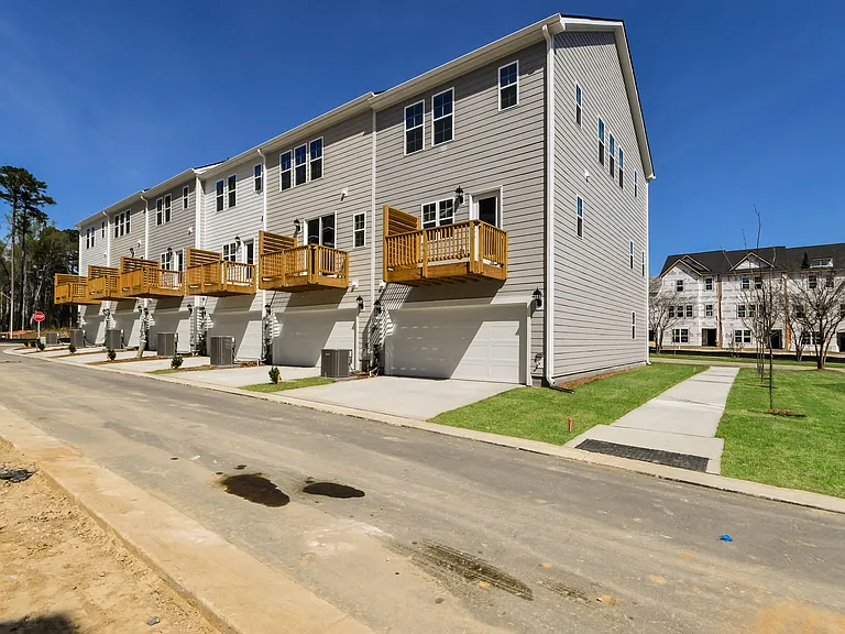 Legacy Oaks Townhomes — Photo 34