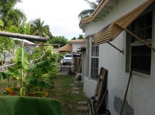 595 NW 139th Ter, North Miami, FL 33168