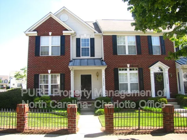 18040 Delmas Dr, Cornelius, NC 28031