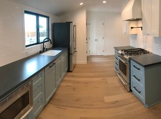 15 Silver Eagle Rd, Rolling Hills, CA 90274