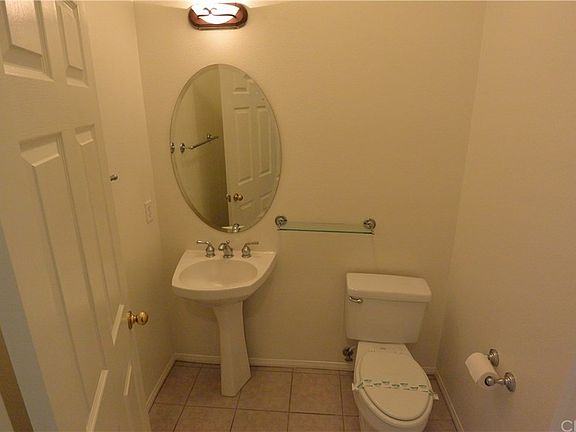3rd image of 22 Roseville