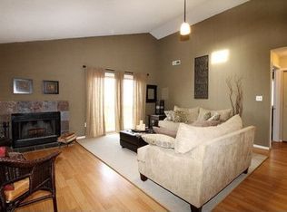5303 Ravens Crest Dr, Plainsboro, NJ 08536