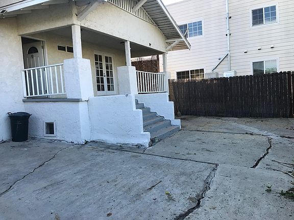 2nd image of 1824 Montrose St #9