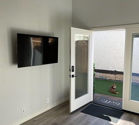 5th image of 745 Poplar St #745