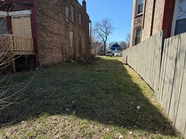 5530 S Carpenter St, Chicago, IL 60621