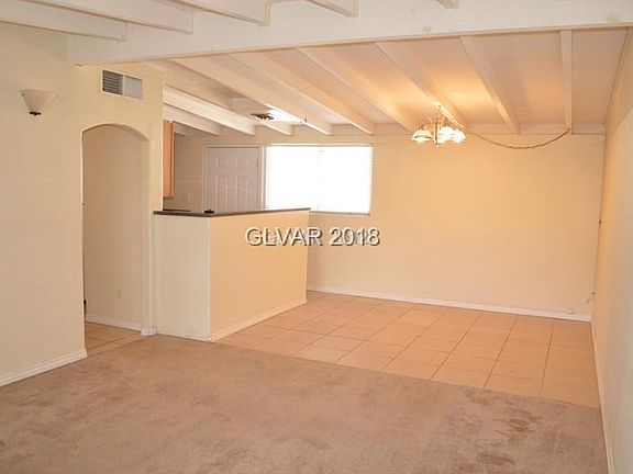 5th image of 252 Hillcrest Dr #0