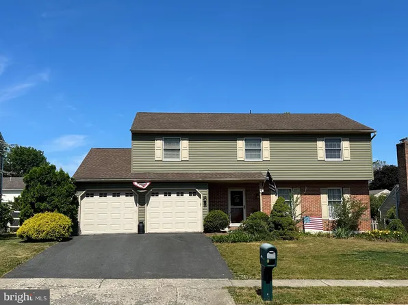 822 Redwood Ave, Wyomissing, PA 19610