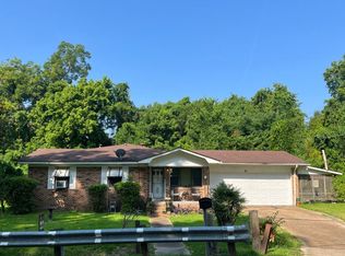 526 W Stiers Ln, Natchez, MS 39120