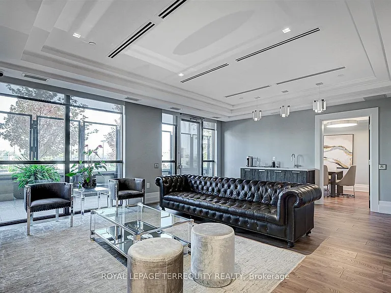 3 Southvale Dr #401 — Photo 37