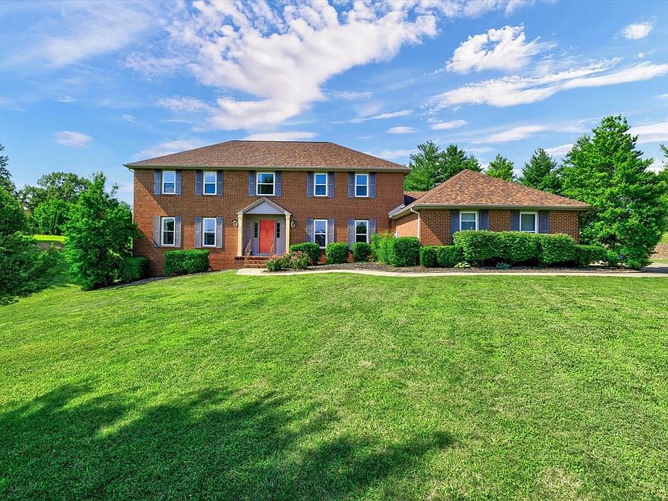 320 Cedar Cir, Madisonville, KY 42431 MLS 114258 Zillow