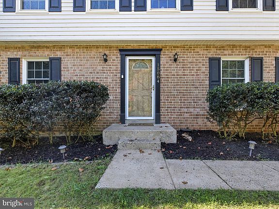 5th image of 15084 Greenmount Dr