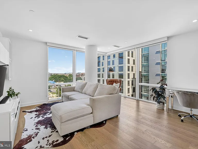 37 L St SE #802 — Photo 7