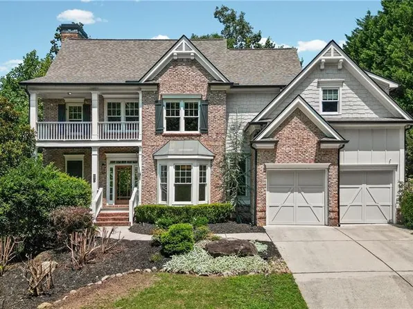 690 Big Bend Trl, Sugar Hill, GA 30518