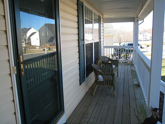Covered Front Porch