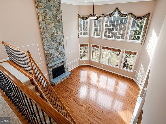 5th image of 17485 White Gate Pl