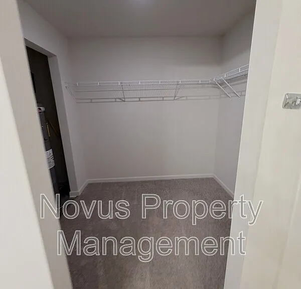 506 Amelia Ct — Photo 16