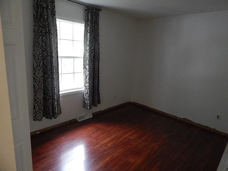 1418 Fortingale Cir — Photo 10