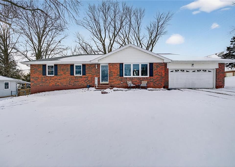 1st image of 542 Maple Ave