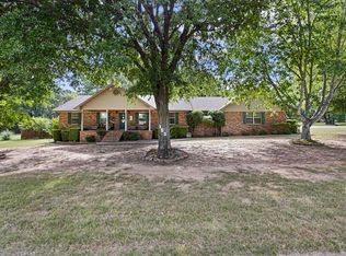 153 Channel Cir, Russellville, AR 72802