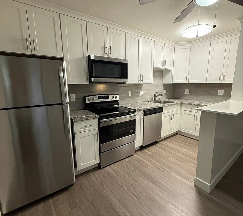 2311 I St #5