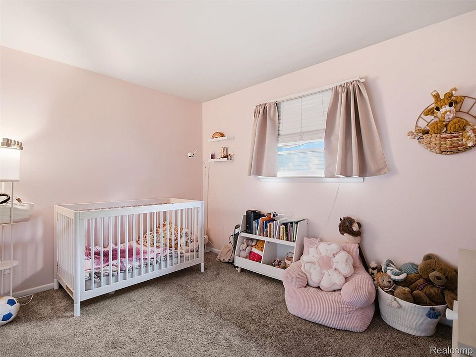 174 W Borland Rd, photo 8