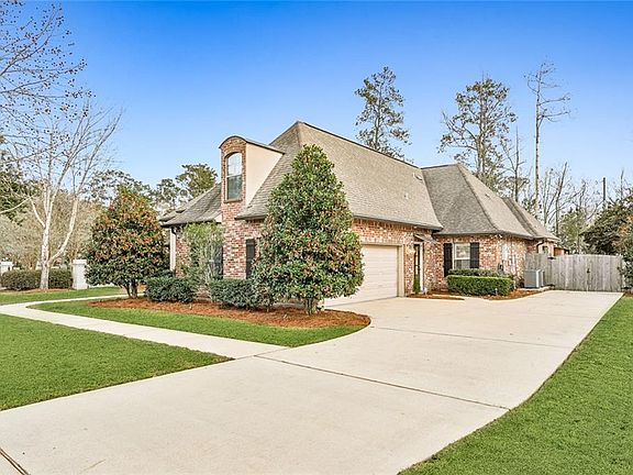 4th image of 564 Evergreen Dr