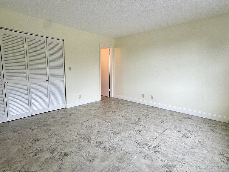 1800 N Andrews Ave #2A — Photo 12