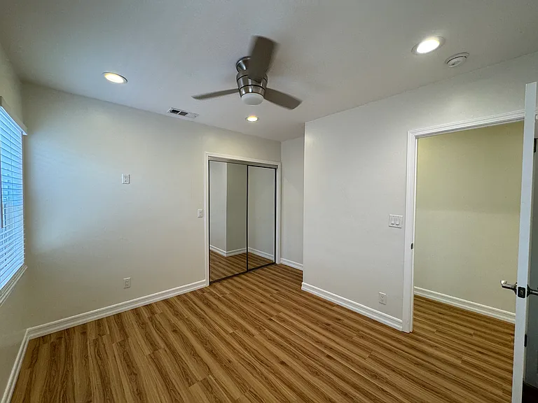 2150 Crescent Ave — Photo 17