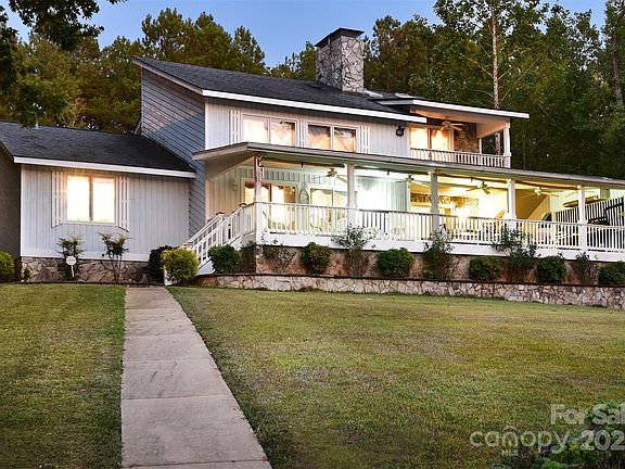 2nd image of 192 Diana Dr