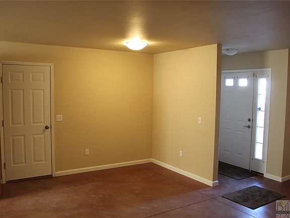5th image of 3948 Yorkshire Ct N