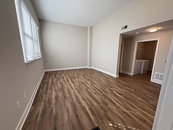 5th image of 7157 Lyndover Pl #F