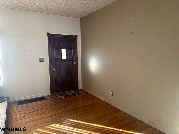 4th image of 2431 Avenue B