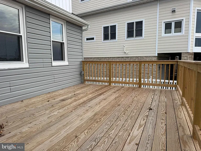 9135 Cuckold Rd — Photo 31