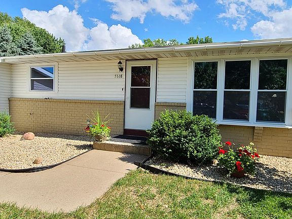 3rd image of 7618 Aldrich Cir N