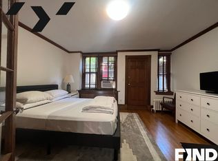 30 W 105th St APT 1, New York, NY 10025
