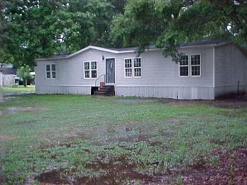 1st image of 17105 Jennifer Dr