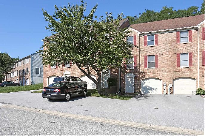 1st image of 24 Henry Ct