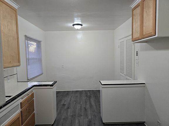 3rd image of 2518 W 48th St #1