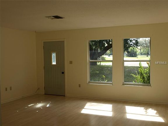 4th image of 3500 Allapatchee Dr