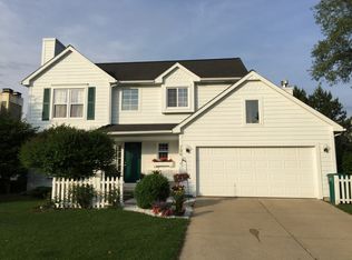 738 Hathaway Dr, Auburn Hills, MI 48326